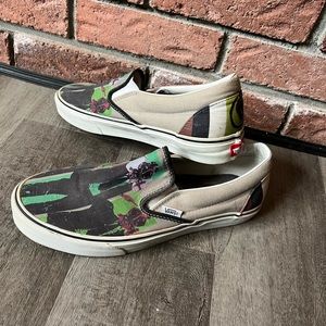 VINTAGE VANS SLIP-ONS LIMITED EDITION RISE AGAINST APPEAL TO REASON, SIZE 10